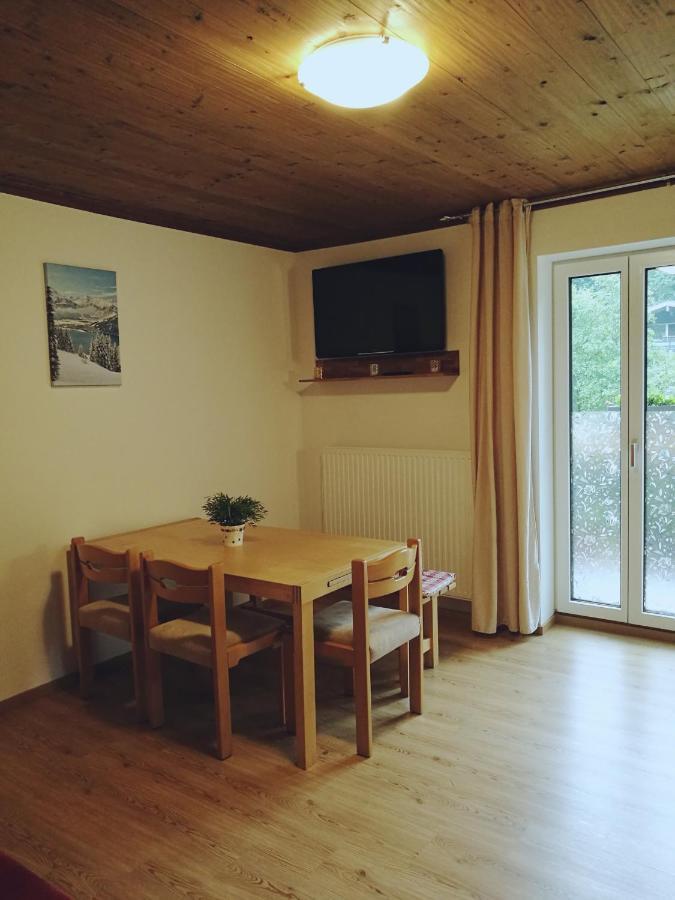Gemuetliche Wohnung 10 Minuten Vom See Entfernt Zell am See Exterior photo